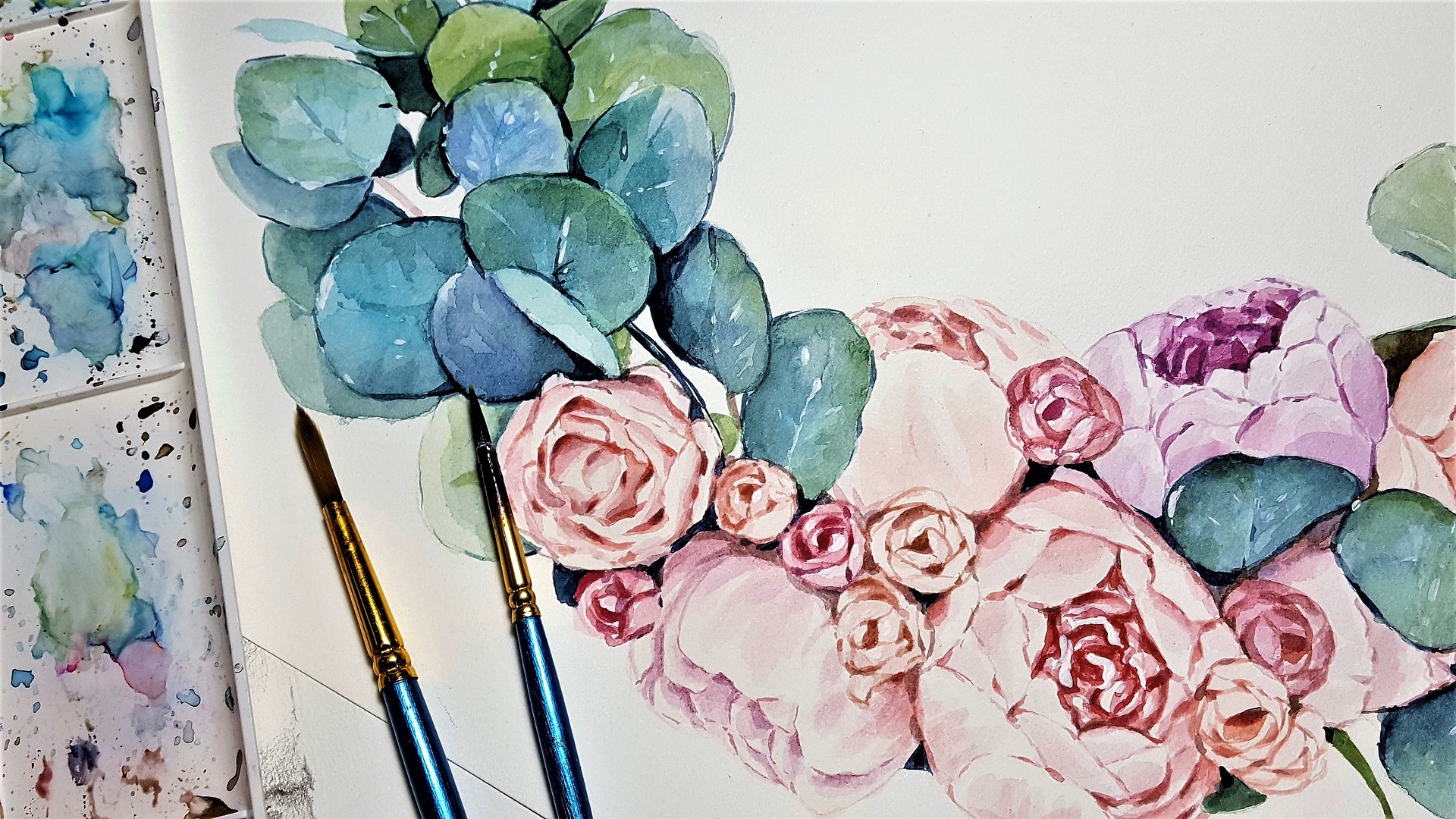 Peinture et pinceau aquarelle fleur