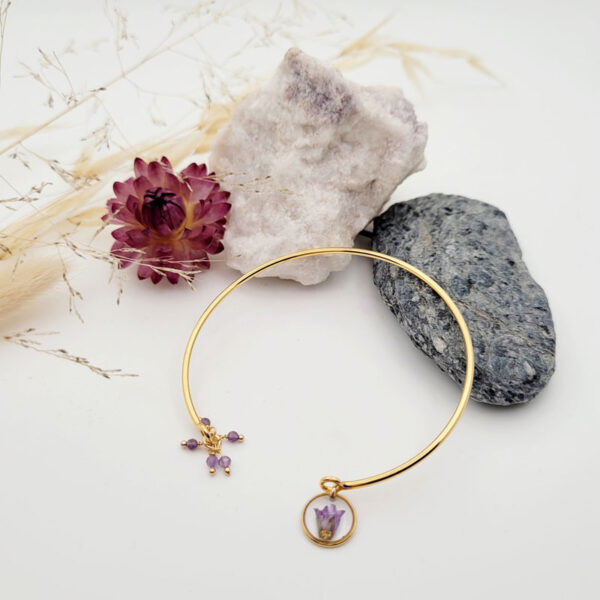 Bracelet plaqué or pierre améthyste fleur géranium fluet à plat lcreative